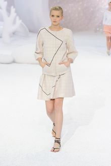 Chanel Spring 2012 Beige Checked Mini Skirt With Black Graphic Detail - Lyst