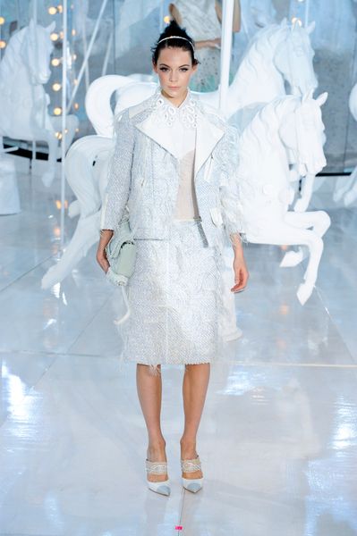 Louis Vuitton Spring 2012 Icy Ombré Feather Trimmed Pencil Skirt  in White - Lyst