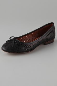 Pour La Victoire Lisabeth Laser Cut Flats - Lyst