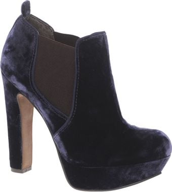 Asos Asos Acorn Velvet Chelsea Ankle Boot - Lyst