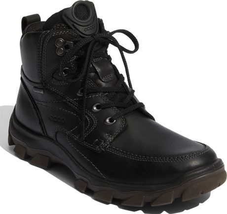 black boots moc toe