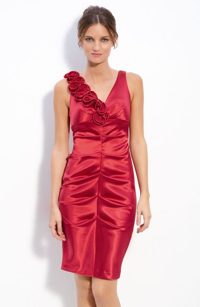 Xscape Ruched Stretch Satin Sheath Dress in Red - Lyst
