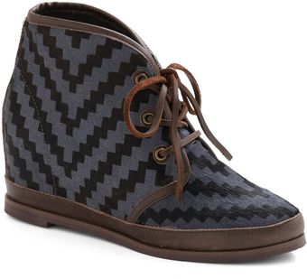 ModCloth Staircase And Point Wedge - Lyst
