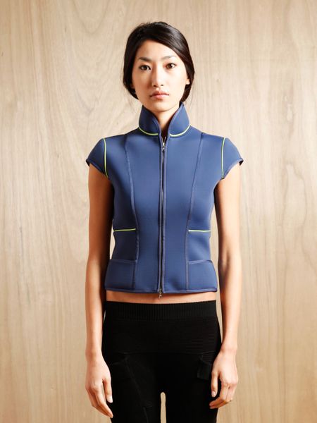 Goemai Womens Neoprene Jacinthe Sleeveless Jacket in Blue - Lyst
