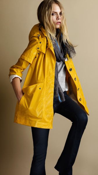 Burberry Brit Coated Cotton Fishing Jacket in Yellow  