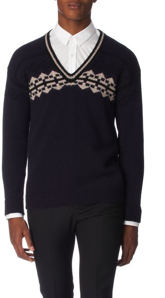  Vneck Jumper 