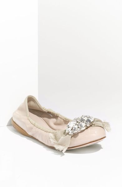 Miu Miu Crystal Bow Ballerina Flat in Pink (cipria) - Lyst