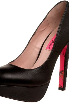 Betsey Johnson Platform Pump - Lyst