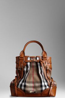Burberry Large House Check Tote - Lyst