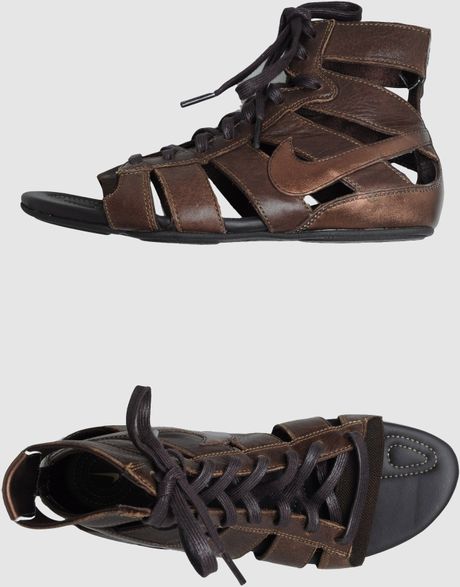 nike brown leather sandals