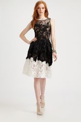 Oscar de la Renta Chantilly Lace Dress