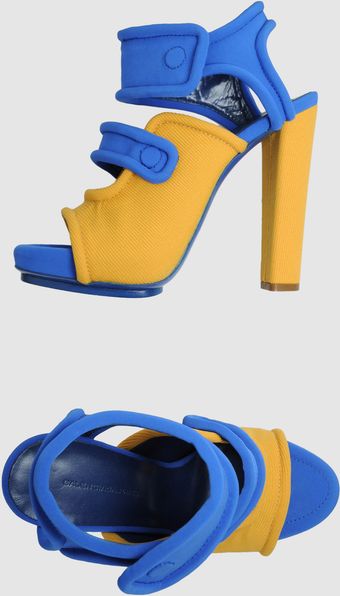  Platform Sandals 