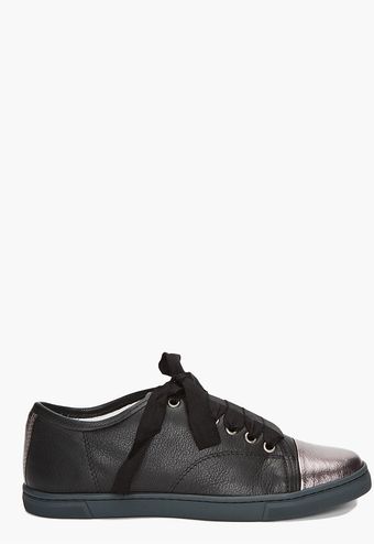  Cap Toe Sneakers 
