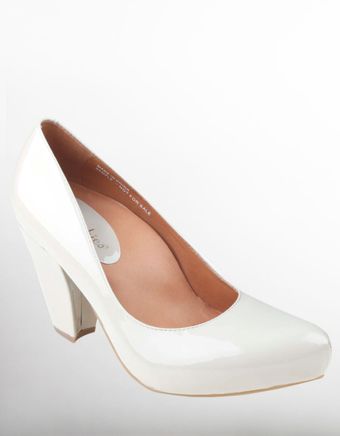 Earthies® Talera Patent Leather Pumps - Lyst
