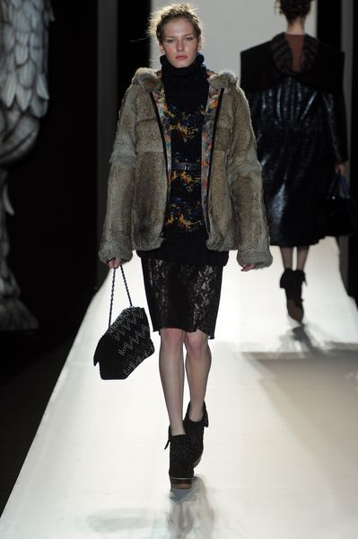 Mulberry Fall 2012 ZigZag Print Shoulder Bag  in Black - Lyst