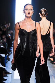 Bottega Veneta Fall 2012 Intrecciato Weave Knot Clutch In Black  - Lyst