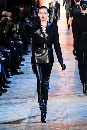 Yves Saint Laurent Fall 2012 Black Leather Gloves - Lyst