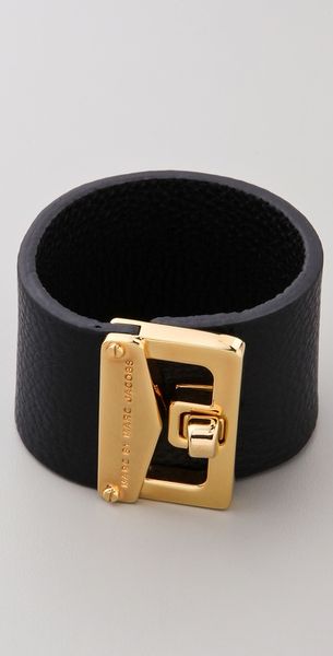 Marc By Marc Jacobs Mini Bianca Leather Cuff in Black - Lyst