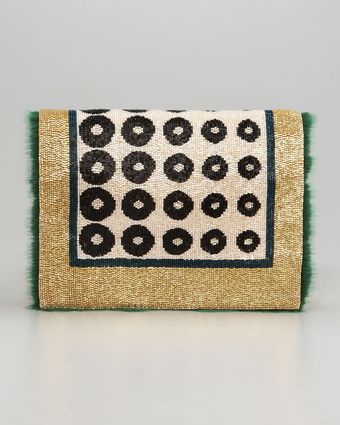  Daisy Beaded Clutch 