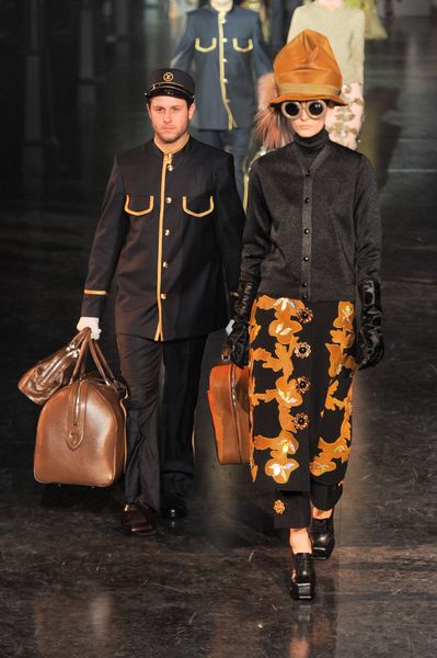 Louis Vuitton Fall 2012 Floral Button Detail Pants in Black - Lyst