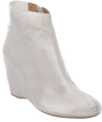  Platform Ankle Boot 