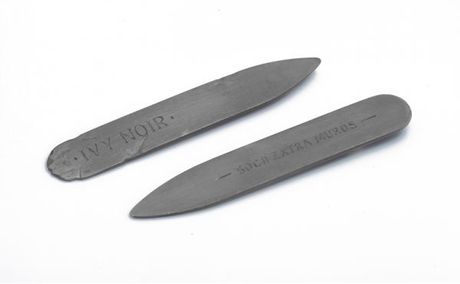 Smith/grey Ivy Noir Oxidised Collar Stiffeners in Gray (noir) - Lyst
