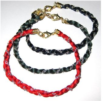 Yuen London Plait Friendship Bracelets Set Of 3 Introductory - Lyst