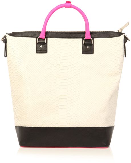 Diane Von Furstenberg Sporty Drew Bucket Bag in Beige (cream) - Lyst