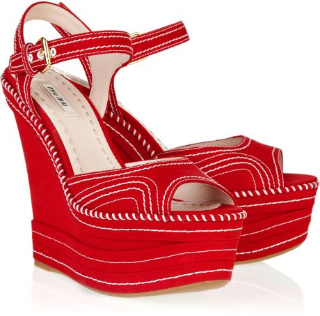 Miu Miu Canvas Platform Wedge Sandals in Red | Lyst