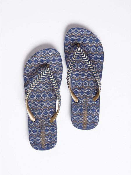 ipanema flip flops blue