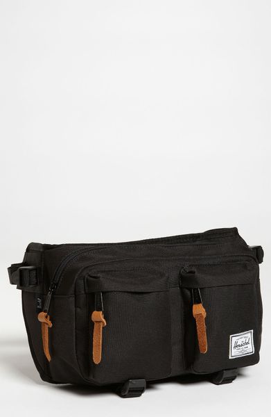 herschel 18 hip pack