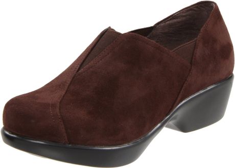 Dansko Womens Arden Slipon Loafer in Brown (brown suede) - Lyst