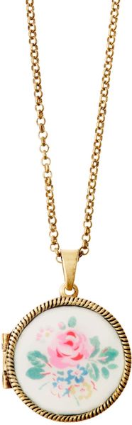 Cath Kidston Cath Kidson Round Floral Locket in Blue (brass) - Lyst