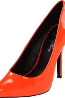 Fergie Protest Pointed Toe Pump - Lyst