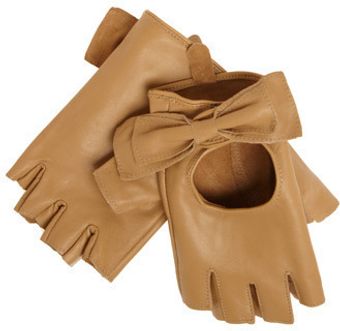ModCloth Leisurely Drive Glovelettes - Lyst