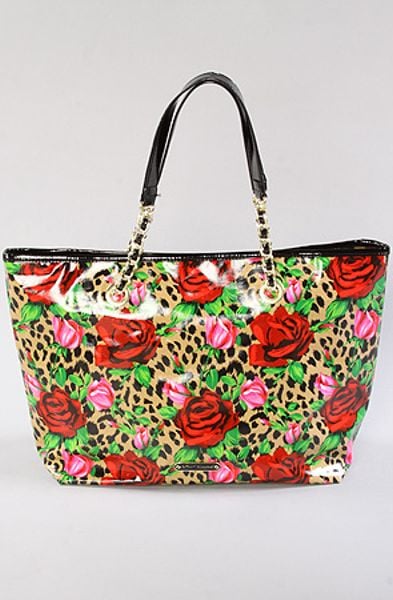 betsey johnson tote purse