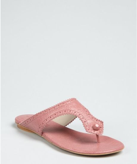 Balenciaga Dusty Pink Leather Arena Tooled Thong Sandals in Pink - Lyst