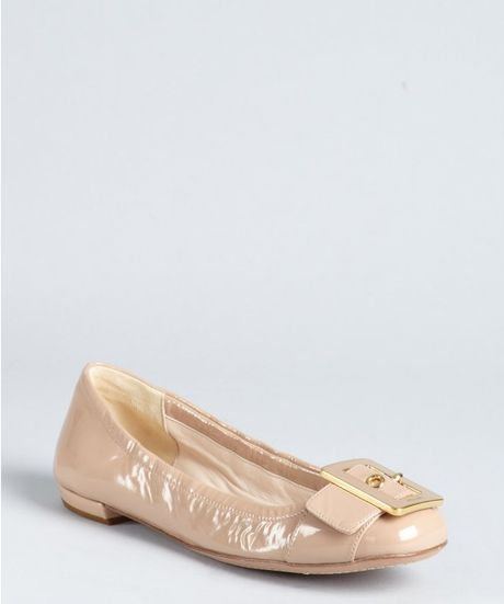 Prada Nude Patent Leather Buckle Detail Flats in Beige (nude) - Lyst