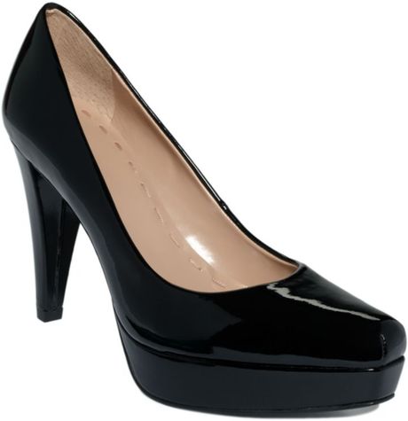 tahari platform pumps