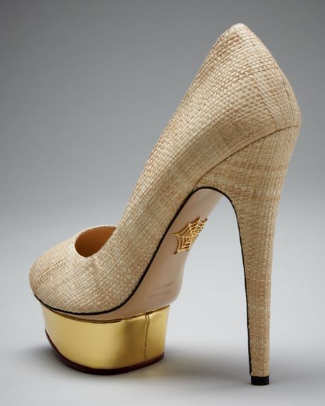 Charlotte Olympia Metallicplatform Raffia Pump in Gold (natural) - Lyst