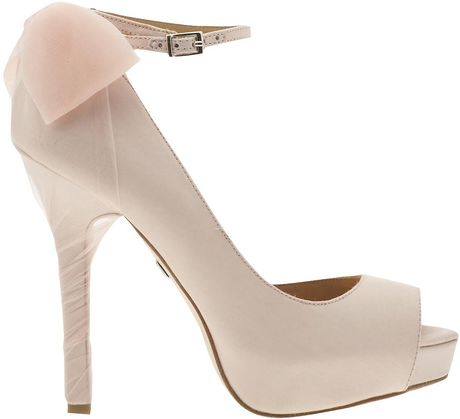 badgley mischka blush heels
