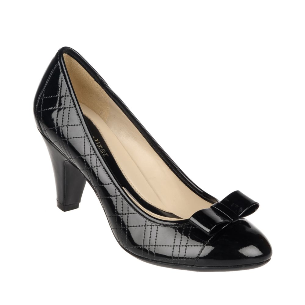 naturalizer pumps black