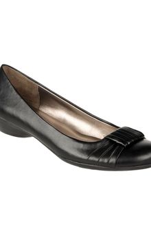 Naturalizer Hollie Flats - Lyst