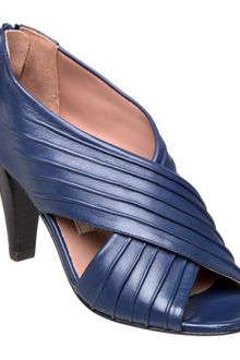Pied A Terre Larix P Cross Strap Sandals - Lyst