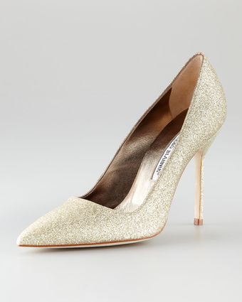 Manolo Blahnik Gold Glitter Pump - Lyst