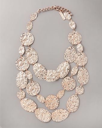 Oscar de la Renta Hammered Disc Necklace - Lyst