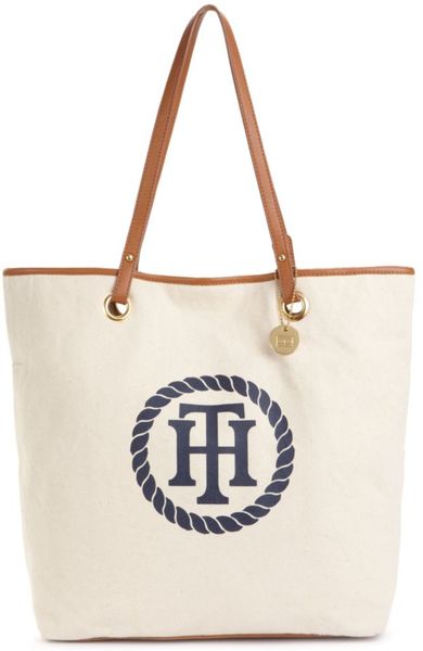 Tommy Hilfiger Monogram Easy Tote in Beige (natural/navy) - Lyst