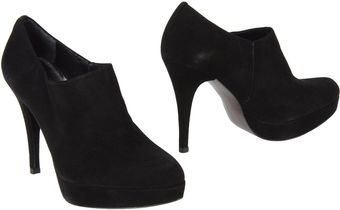  Stuart Weitzman Shoe Boots 