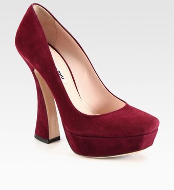  Suede Curved Heel Pumps 