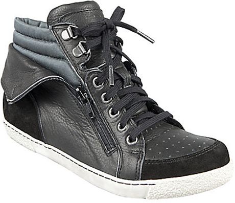 vesa black steve madden